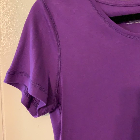 NWT Christoper & Banks purple v-neck top - Picture 4 of 8
